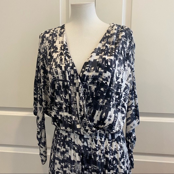 PARKER mini dress w/ elastic waist and snap v-neck - Picture 10 of 10